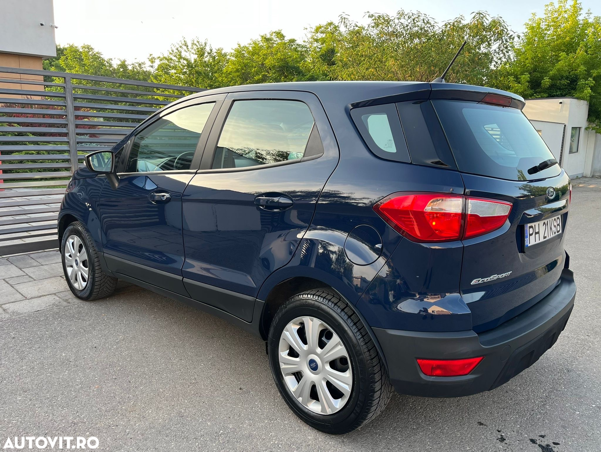 Ford EcoSport - 3