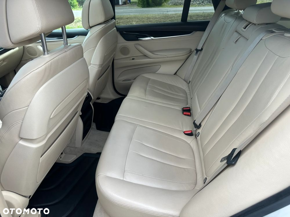BMW X5 xDrive40d - 8