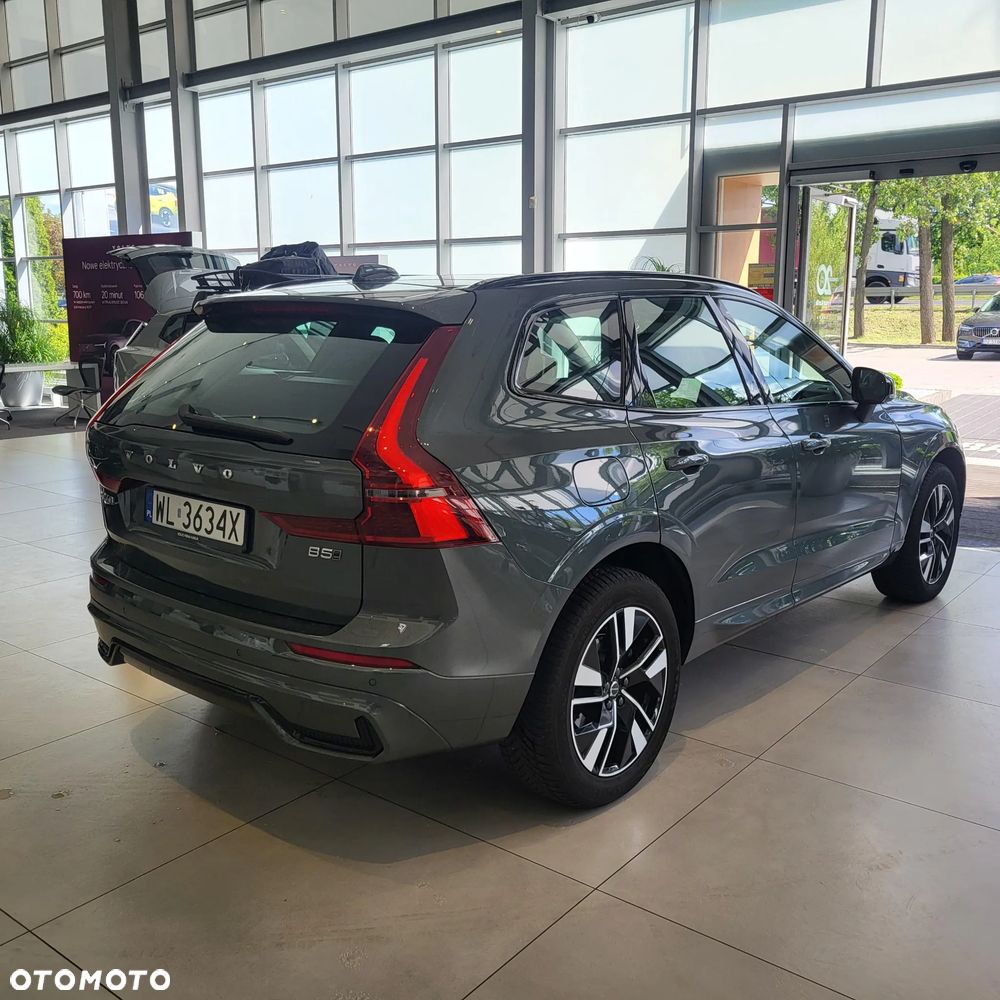 Volvo XC 60 B5 B AWD Plus Dark - 7
