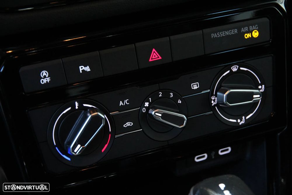 VW Taigo 1.0 TSI Urban DSG - 18