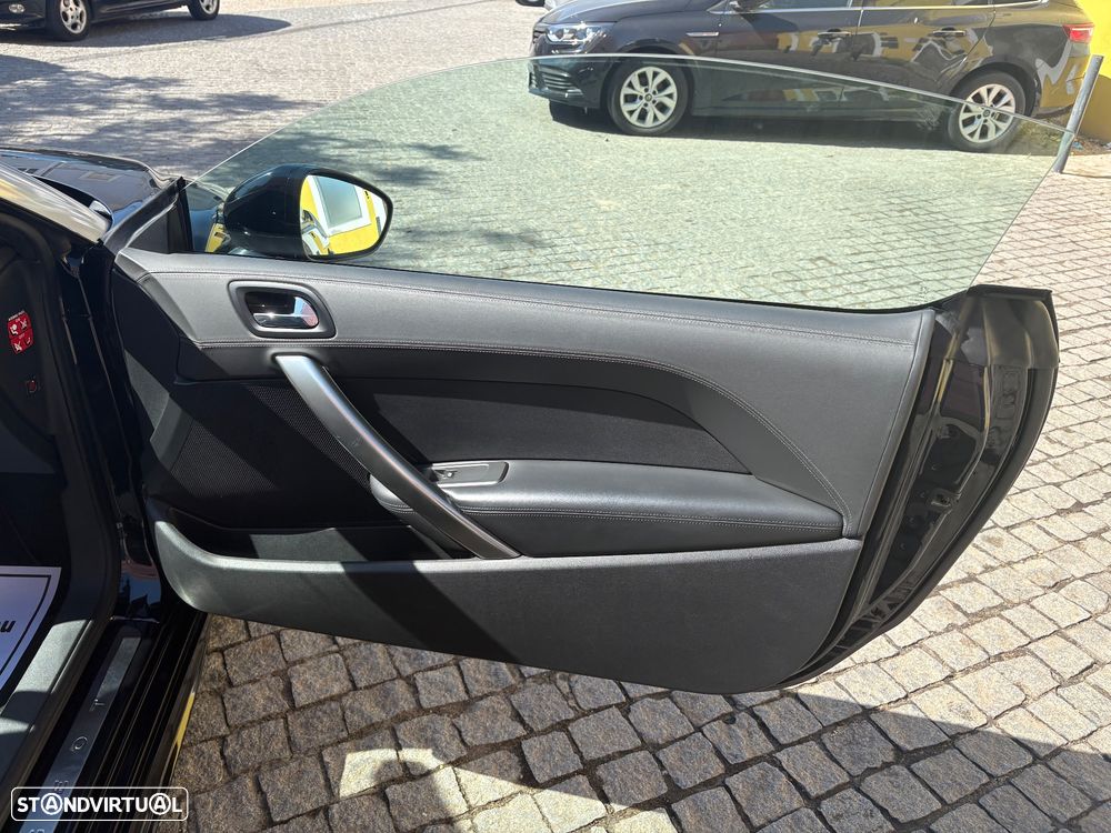 Peugeot RCZ 1.6 200 THP - 22
