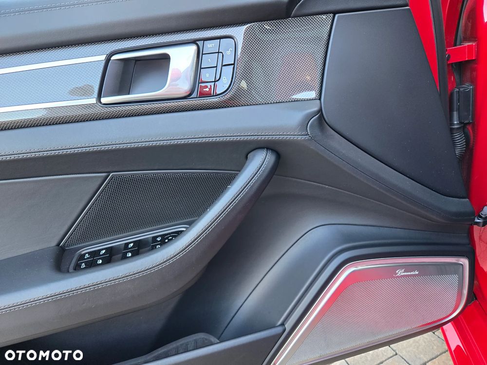 Porsche Panamera - 13