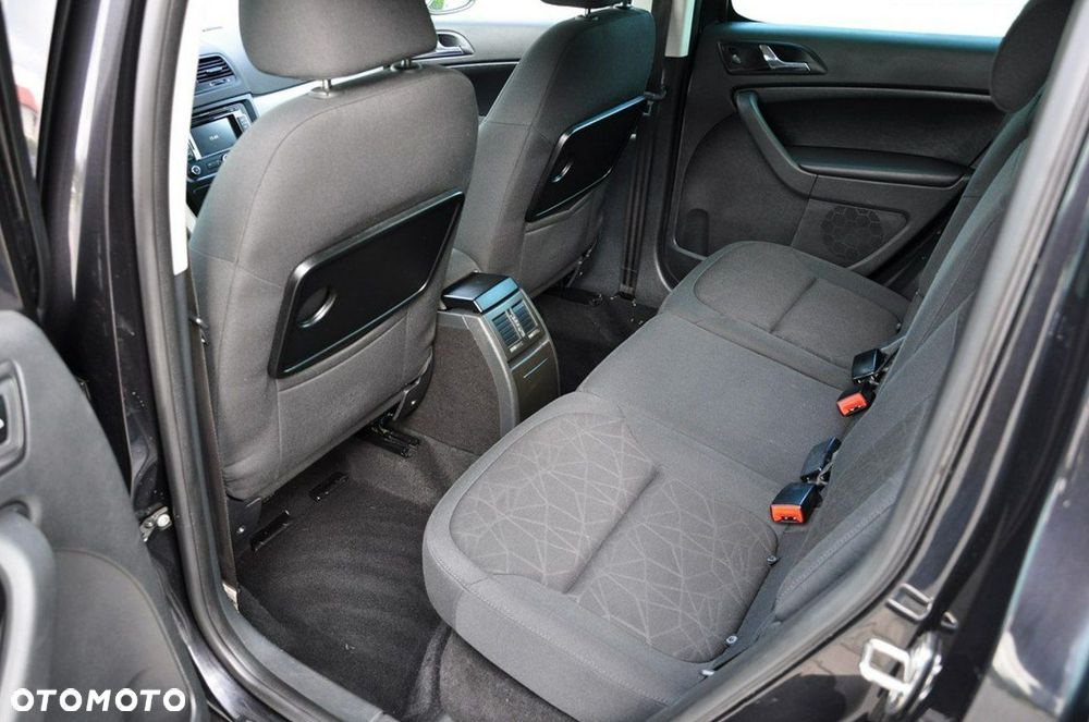 Skoda Yeti 2.0 TDI DSG 4x4 FAMILY - 24