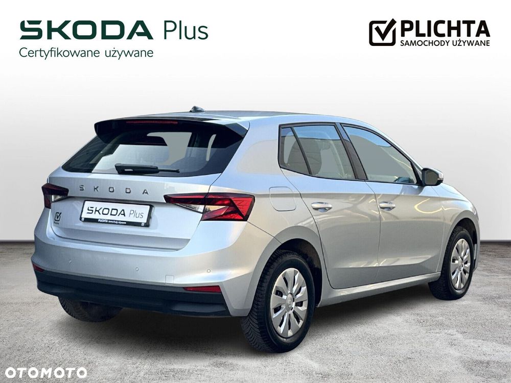 Skoda Fabia 1.0 Essence - 3