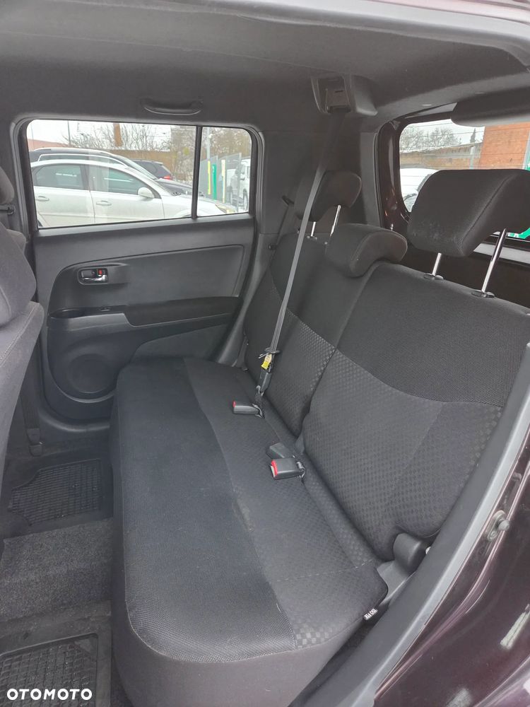 Daihatsu Materia 1.5 WhiteX - 22