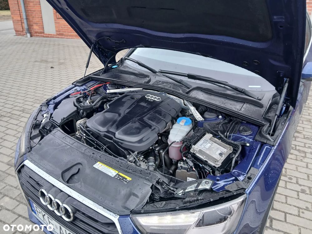 Audi A4 Avant 2.0 TDI - 10