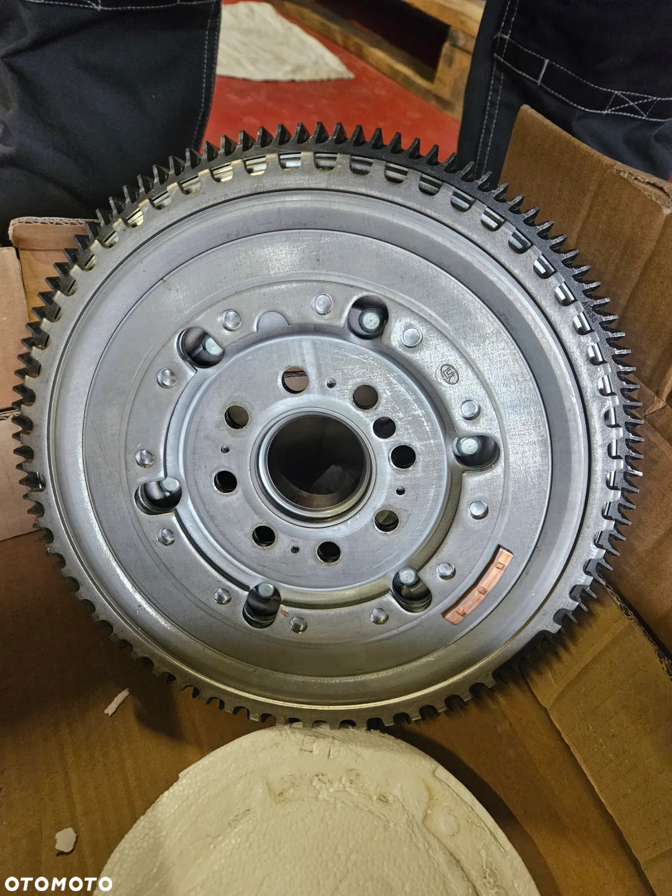 Zestaw sprzęgła z kołem dwum. i łożyskiem TRANSIT 2.4D 600002400 - 7