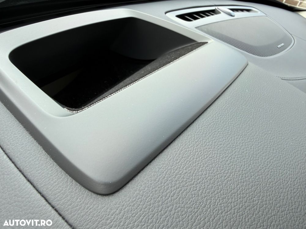 Volvo XC 90 - 34