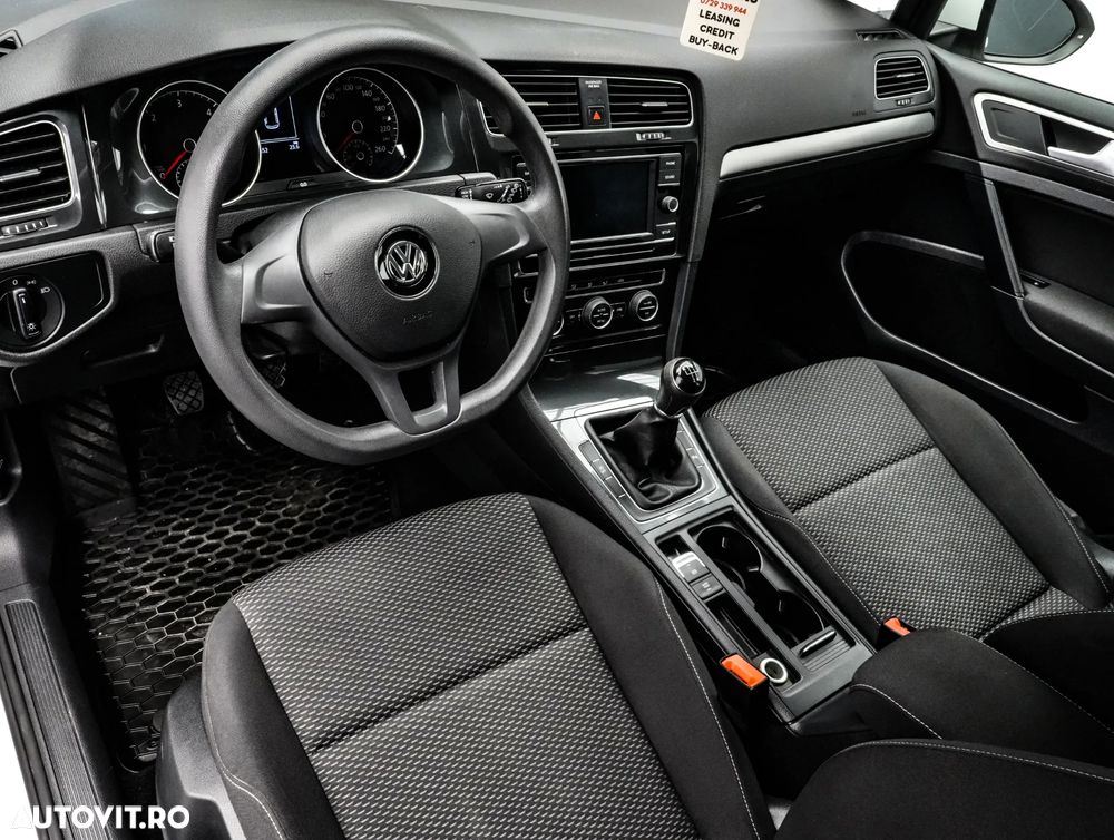 Volkswagen Golf 1.6 TDI Trendline - 11
