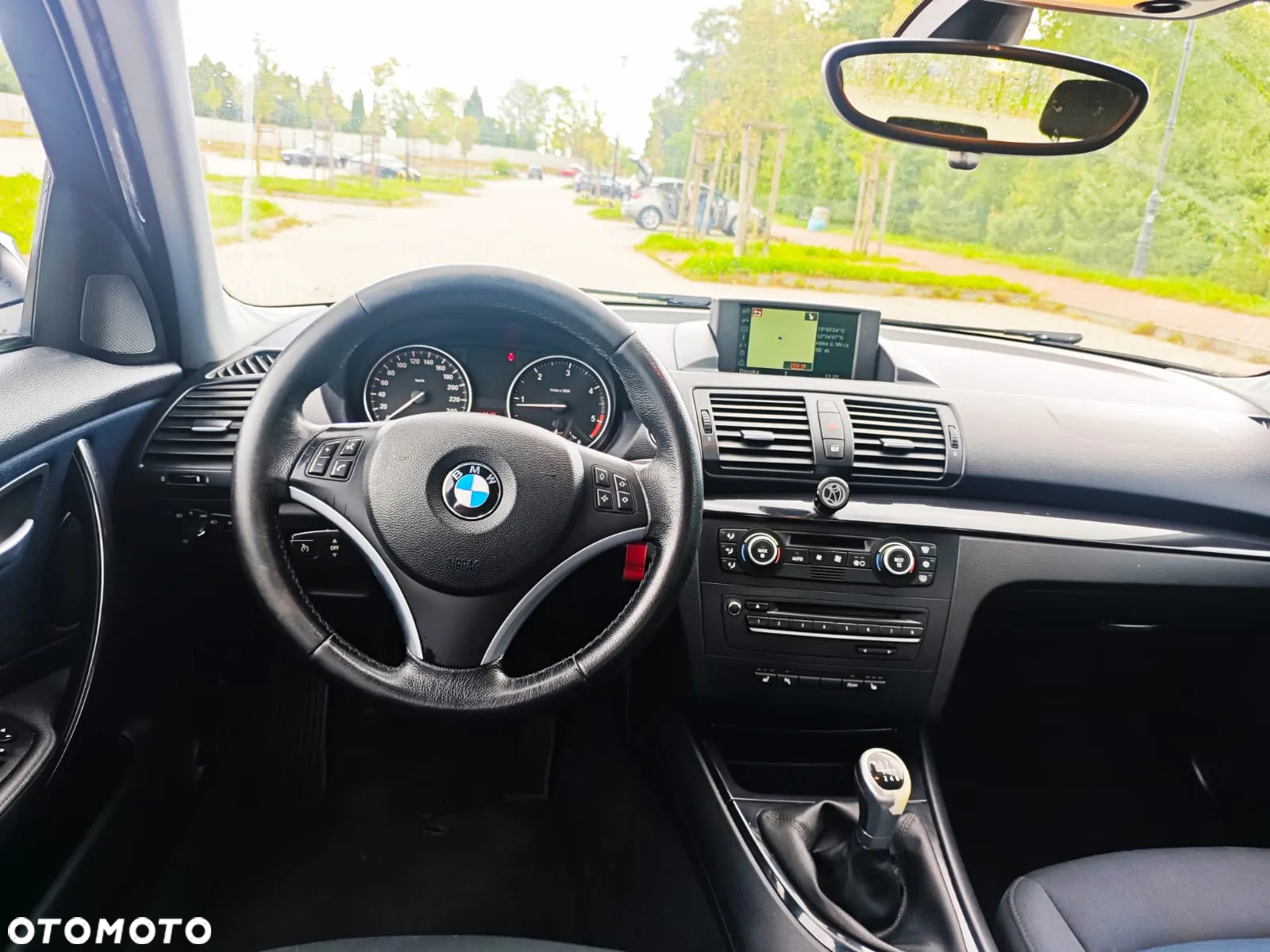 BMW Seria 1 120d DPF Edition Lifestyle - 28