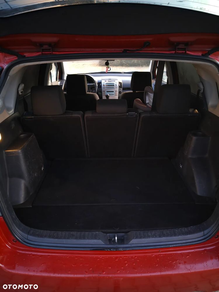 Toyota Corolla Verso 2.2 D-CAT Sol - 12