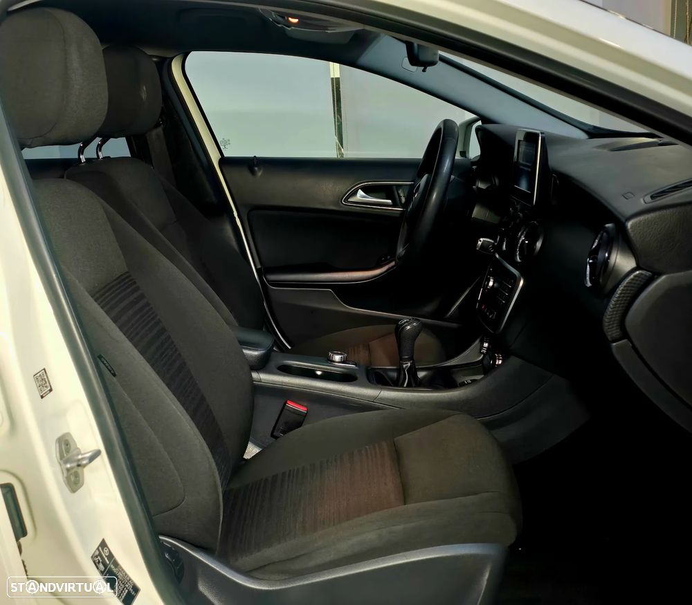 Mercedes-Benz A 180 CDI (BlueEFFICIENCY) - 9