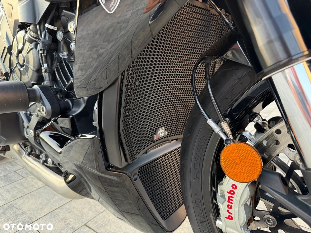 Ducati Diavel - 17