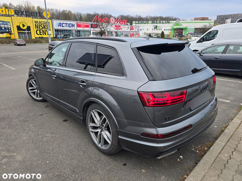 Audi Q7 50 TDI mHEV Quattro S Line Tiptr - 4
