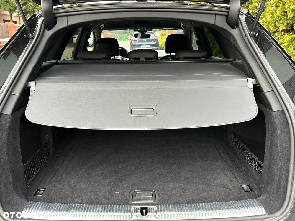 Audi A4 Avant 2.0 TDI S tronic - 38