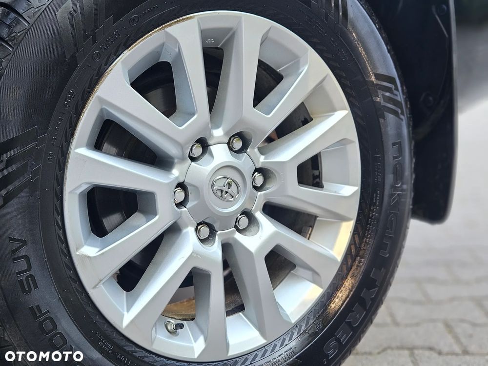 Toyota Land Cruiser LC 3.0 D-4D Executive - 32
