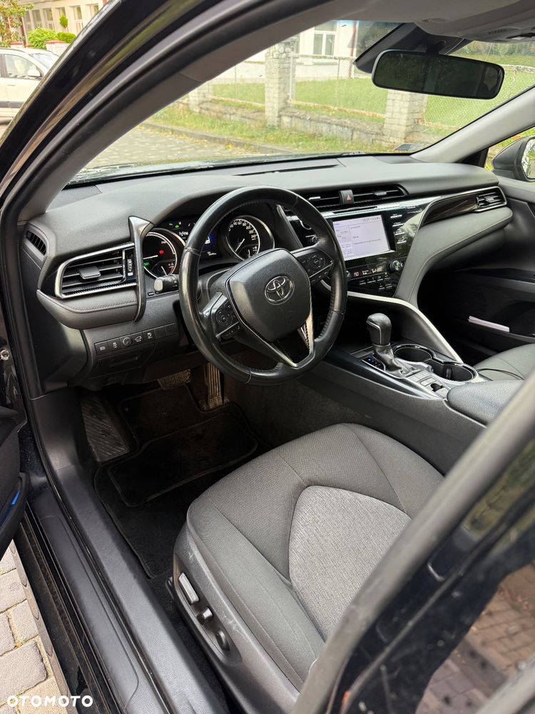 Toyota Camry 2.5 Hybrid Comfort CVT - 15