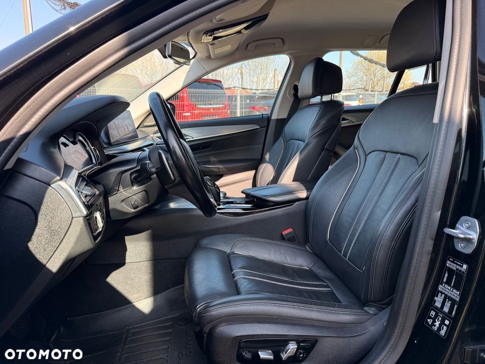 BMW Seria 5 520d xDrive Sport Line sport - 8