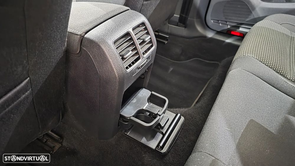 VW Golf - 32