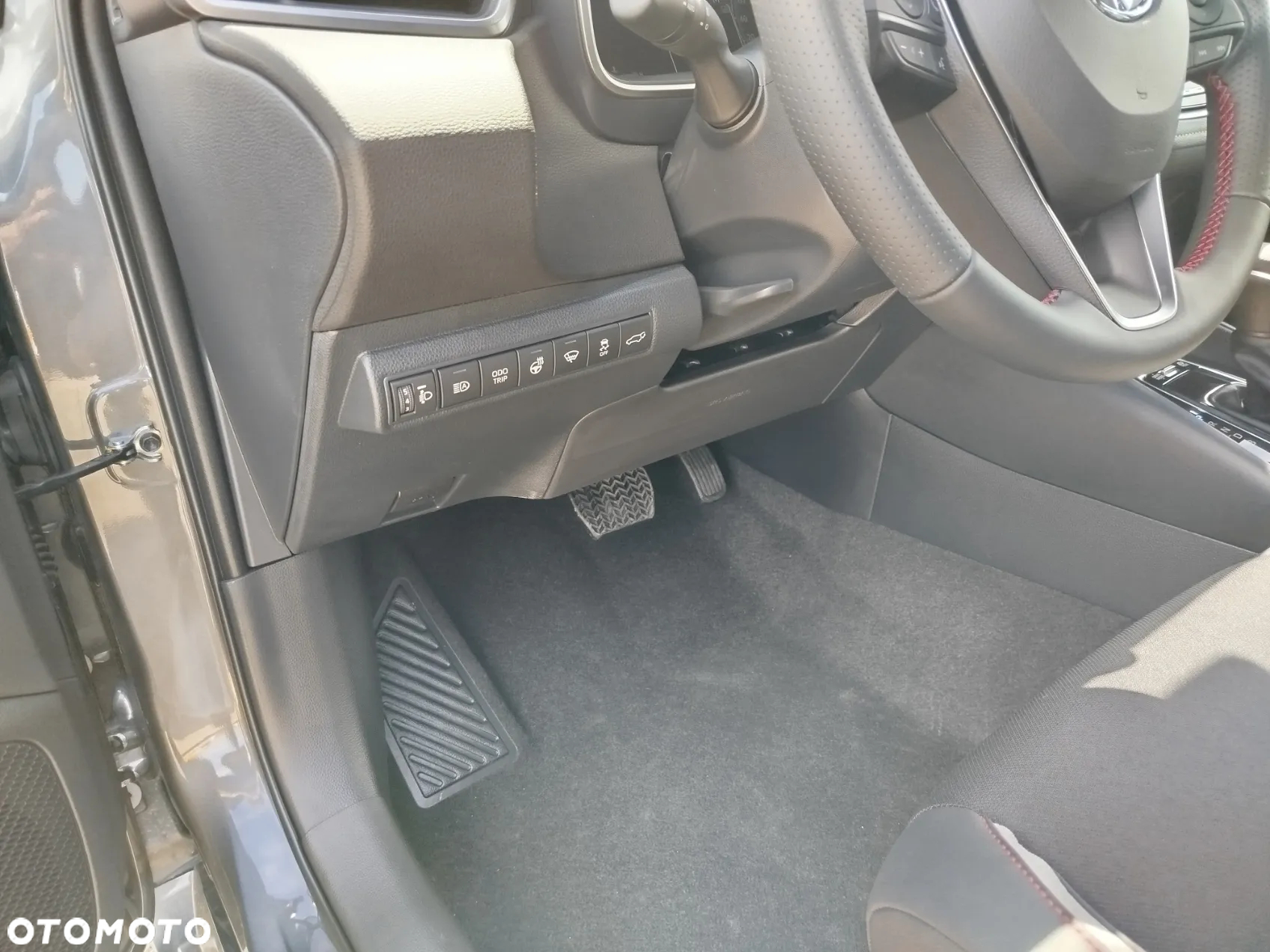 Toyota Corolla 1.8 Hybrid GR Sport - 10