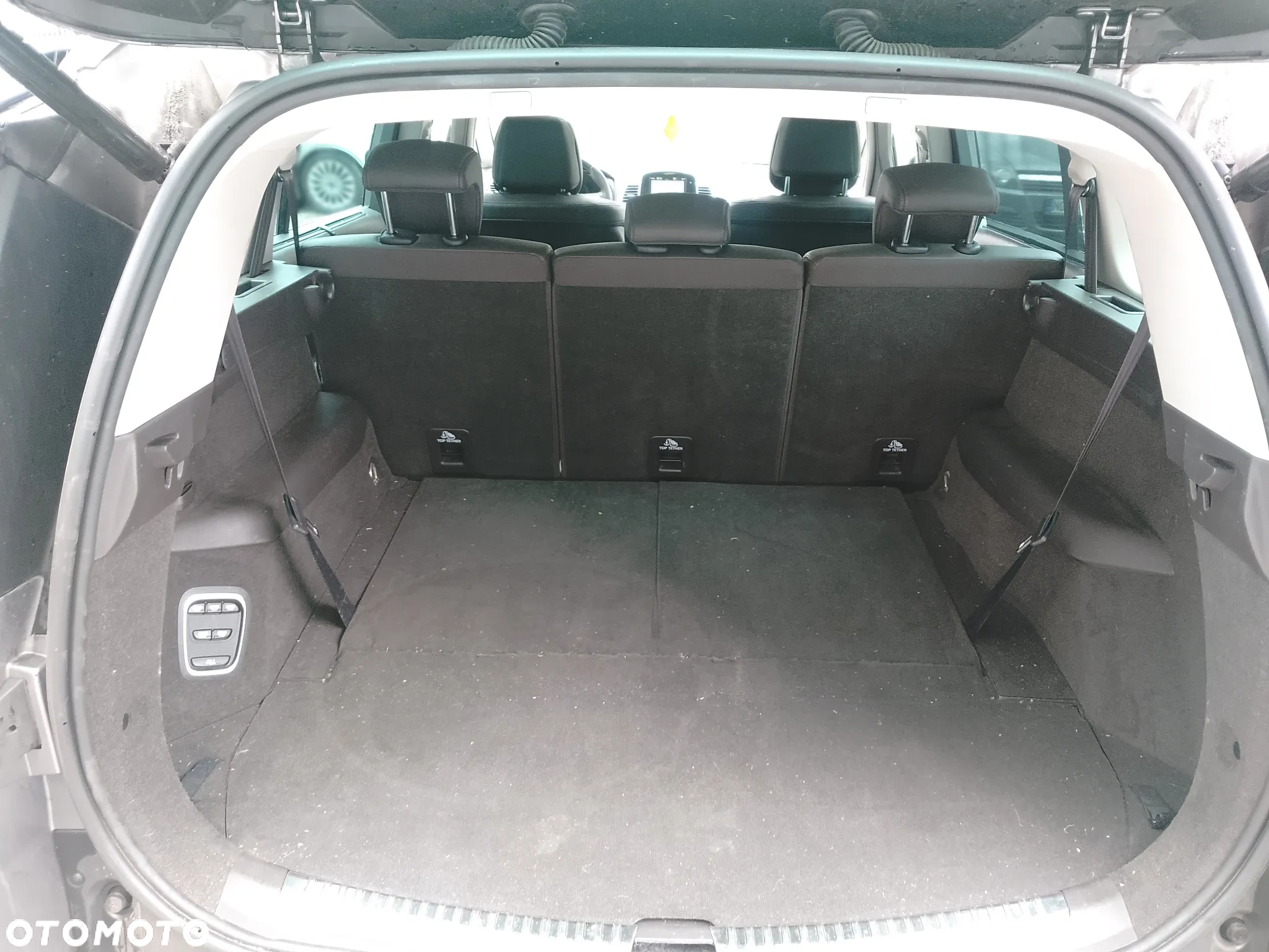 Renault Espace 1.6 dCi Energy SL Techno EDC 7 os - 9