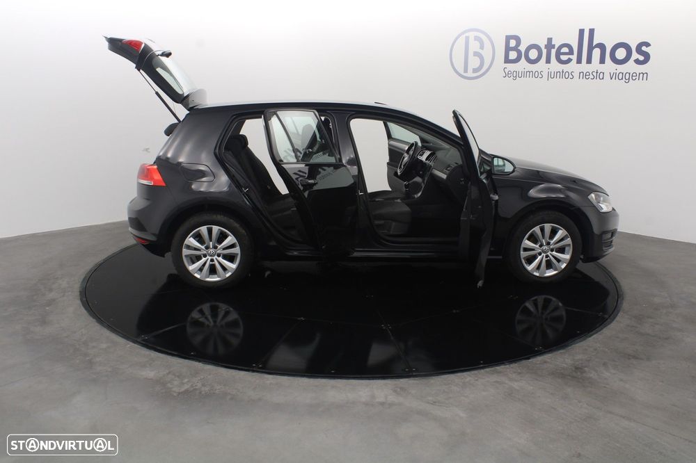 VW Golf 1.6 TDi Confortline - 18