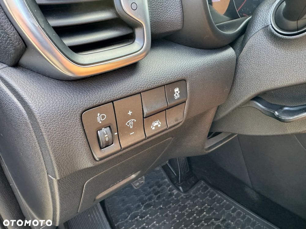 Kia Sportage 1.6 GDI 2WD DREAM-TEAM EDITION - 11