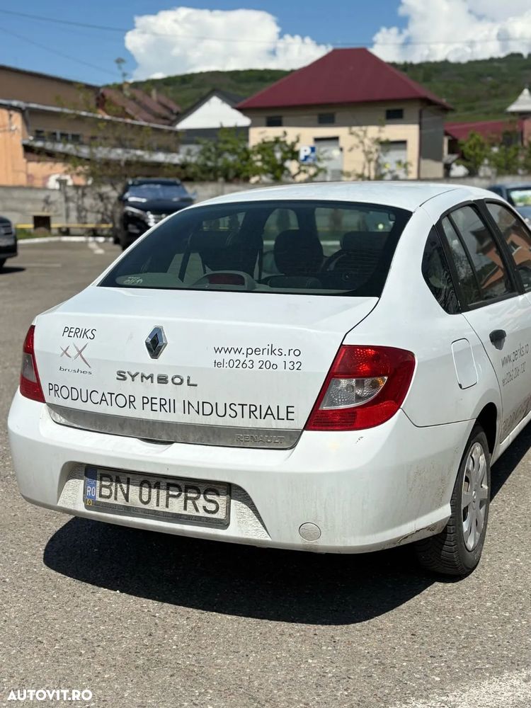 Renault Symbol - 3
