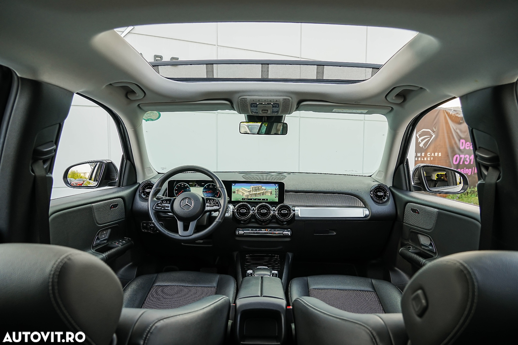 Mercedes-Benz GLB - 2