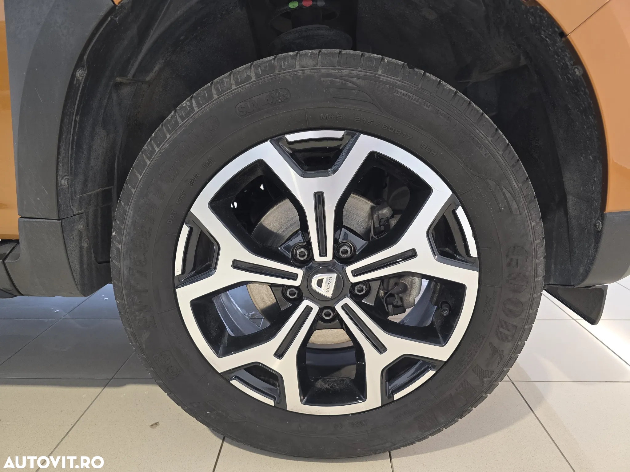Dacia Duster 1.5 Blue dCi 4WD Prestige jante 17" - 6
