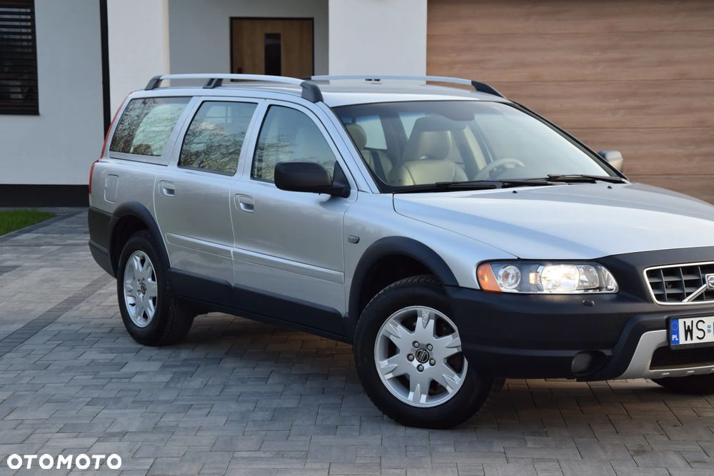 Volvo V70 2.5T AWD Summum - 11