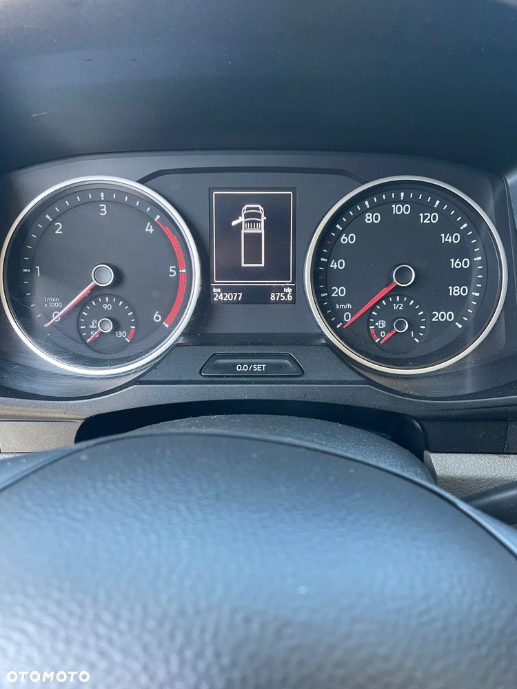 Volkswagen CRAFTER - 12