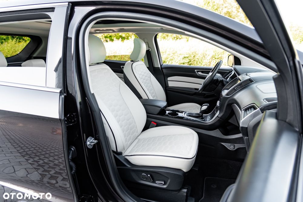 Ford Edge 2.0 TDCi Bi-Turbo 4x4 Vignale - 29
