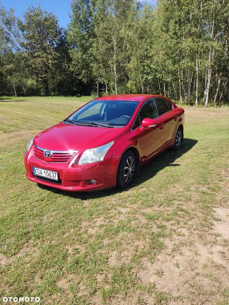 Toyota Avensis - 2