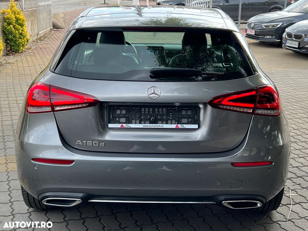 Mercedes-Benz A 180 d 7G-DCT Progressive - 13