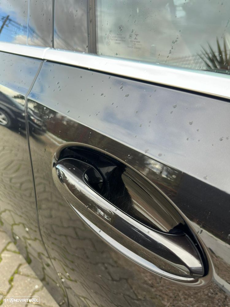 BMW 330 e Aut. Luxury Line - 9