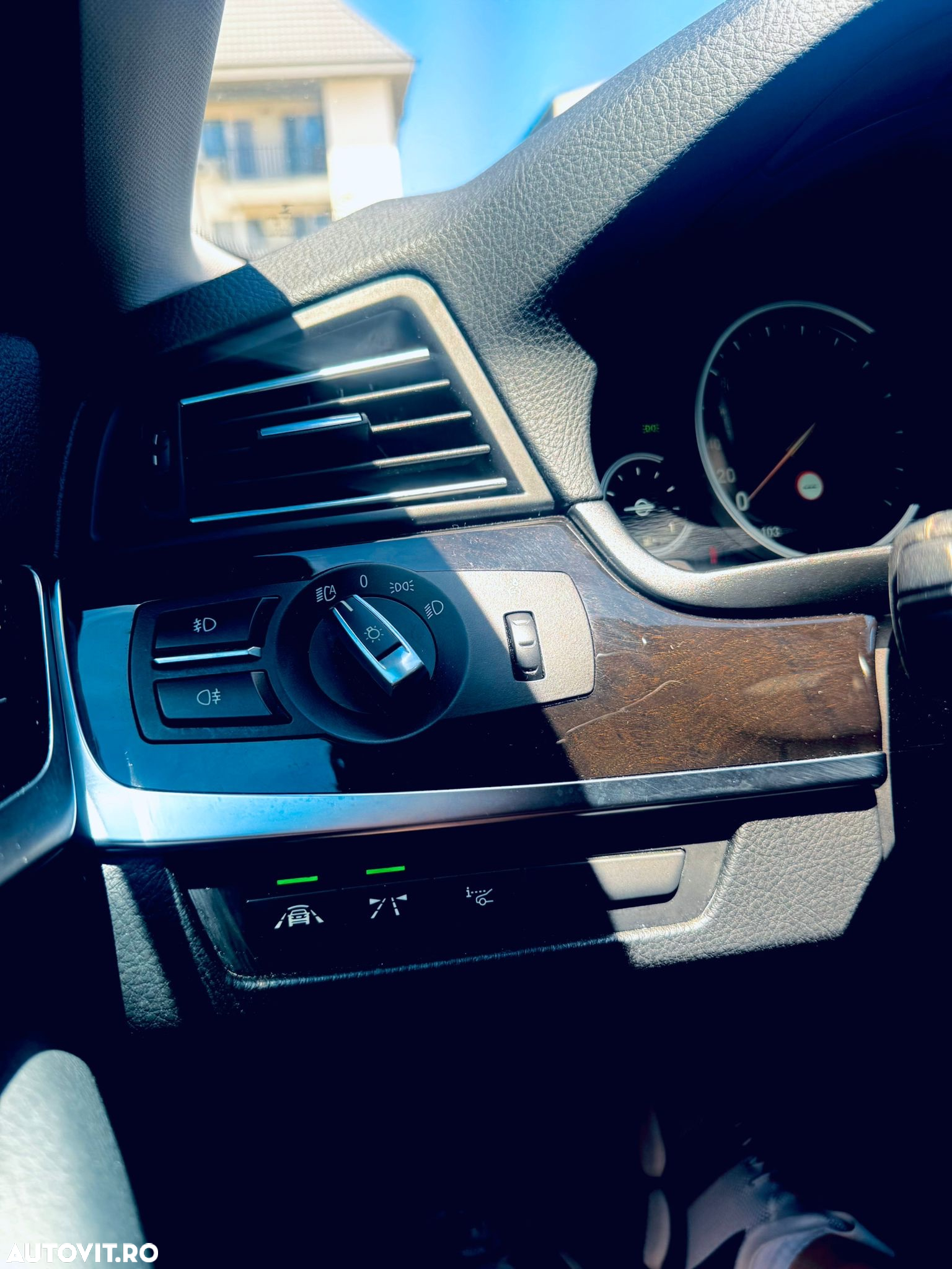 BMW Seria 5 525d xDrive Touring Aut. Luxury Line - 17