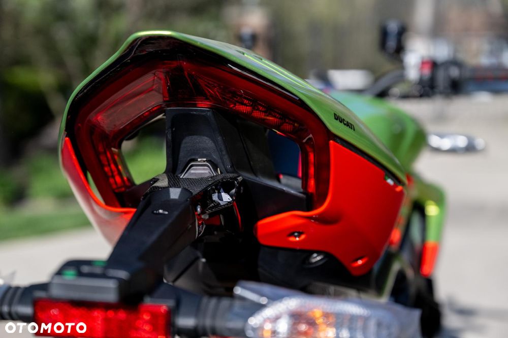 Ducati Streetfighter V4 - 4