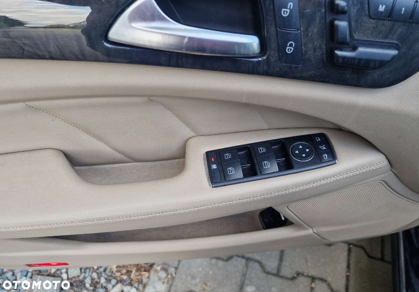 Mercedes-Benz CLS - 14