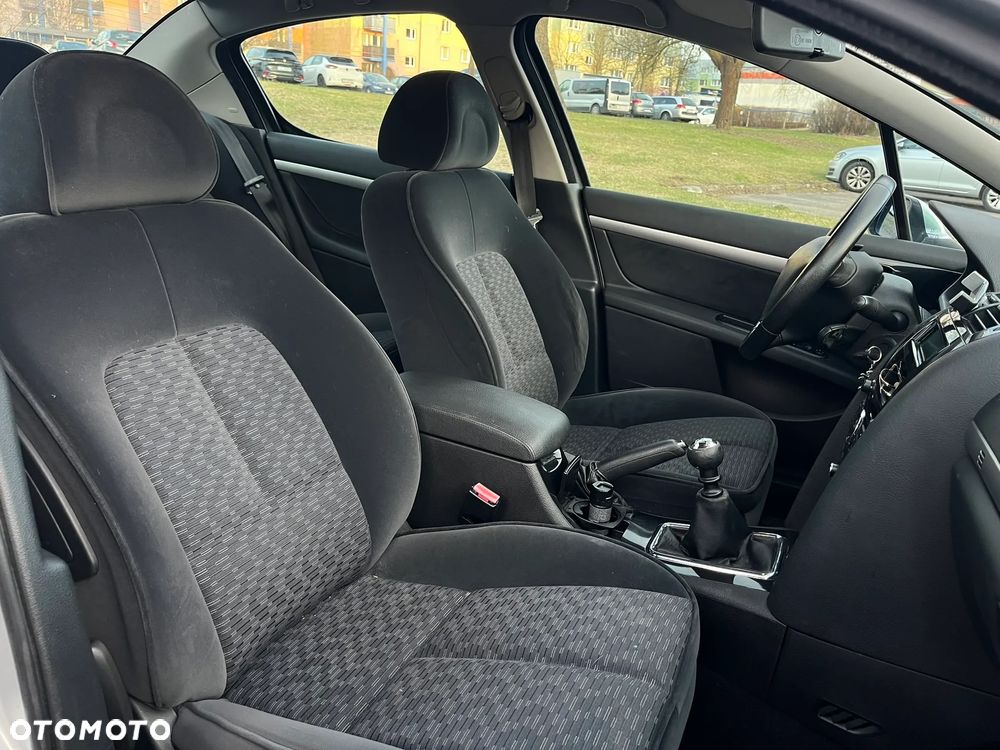 Peugeot 407 2.0 HDi Premium - 19