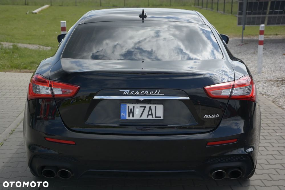 Maserati Ghibli - 8