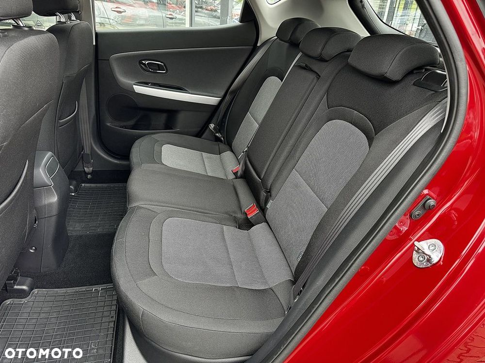 Kia Ceed 1.6 GDI L - 14