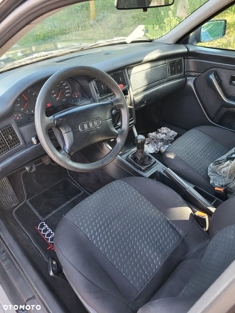 Audi 80 1.9 TDI - 10