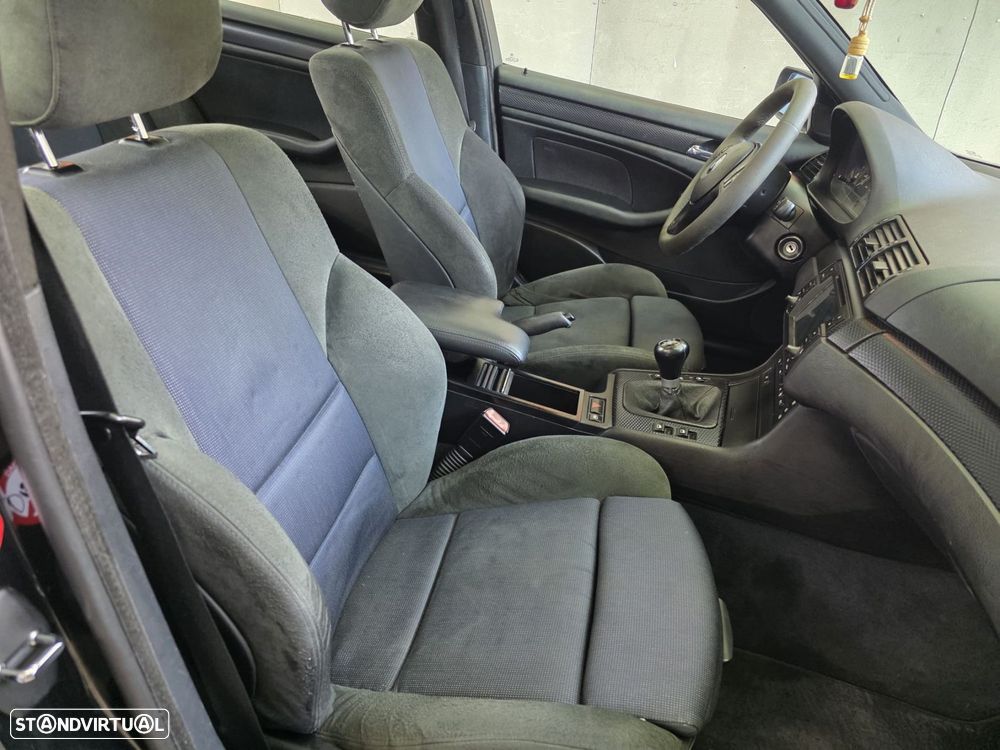 BMW 320 d Sport - 14