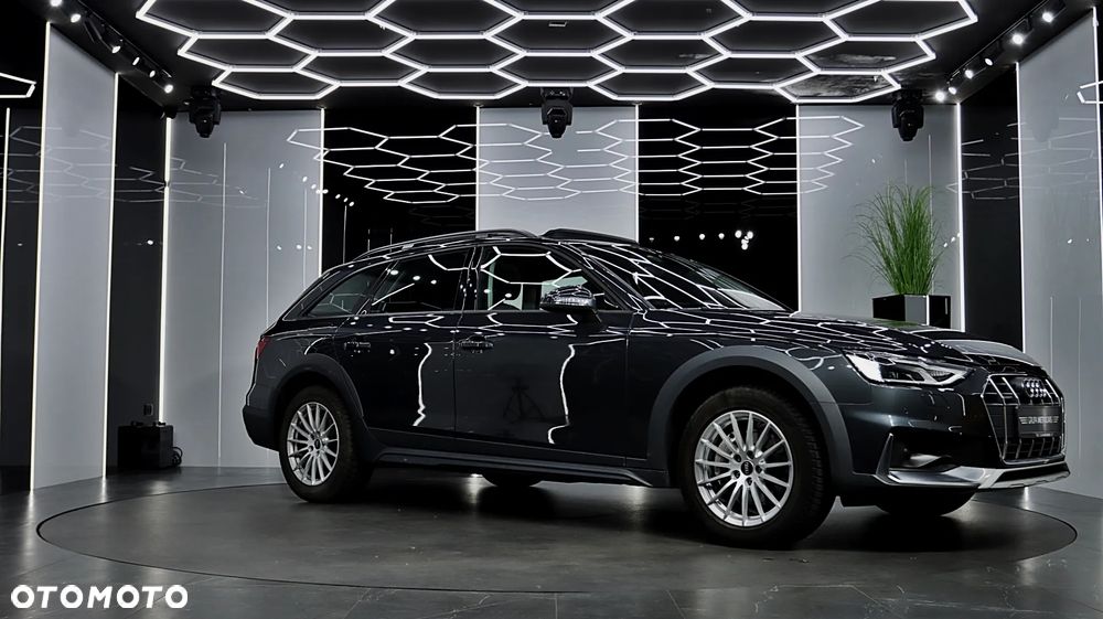 Audi A4 Allroad quattro 40 TDI S tronic - 13