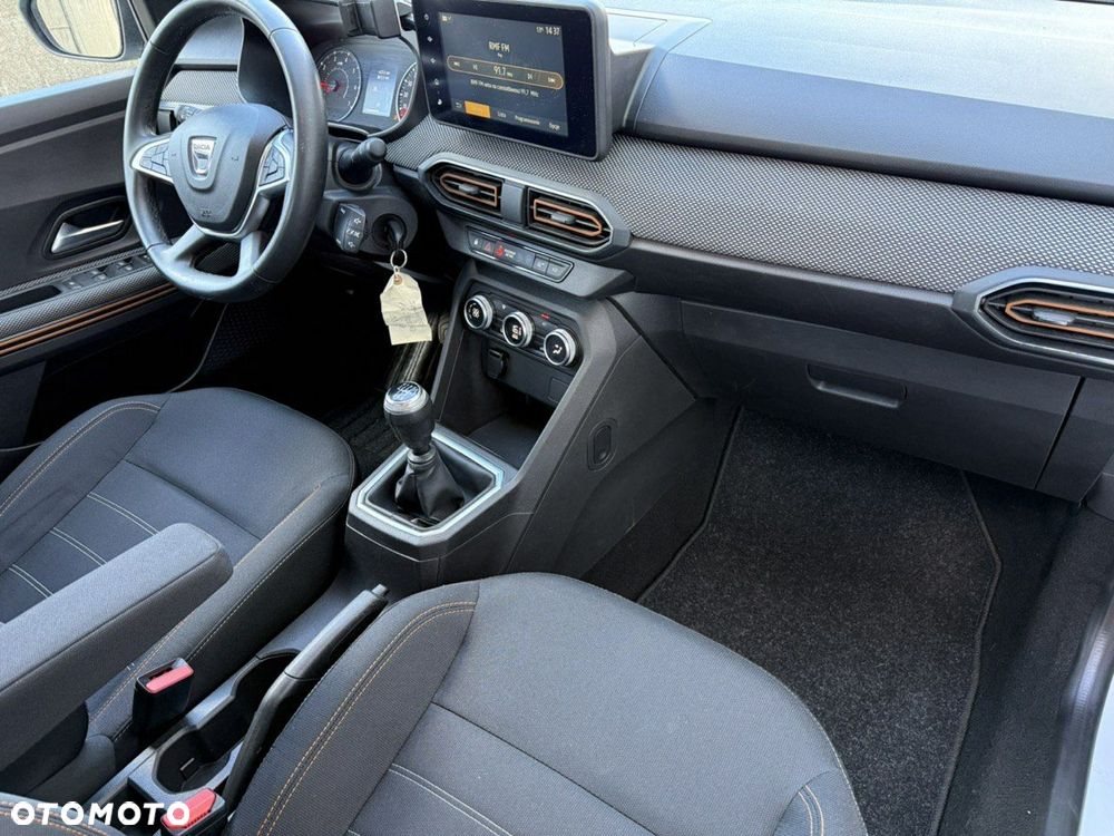 Dacia Sandero Stepway TCe 100 Celebration - 13