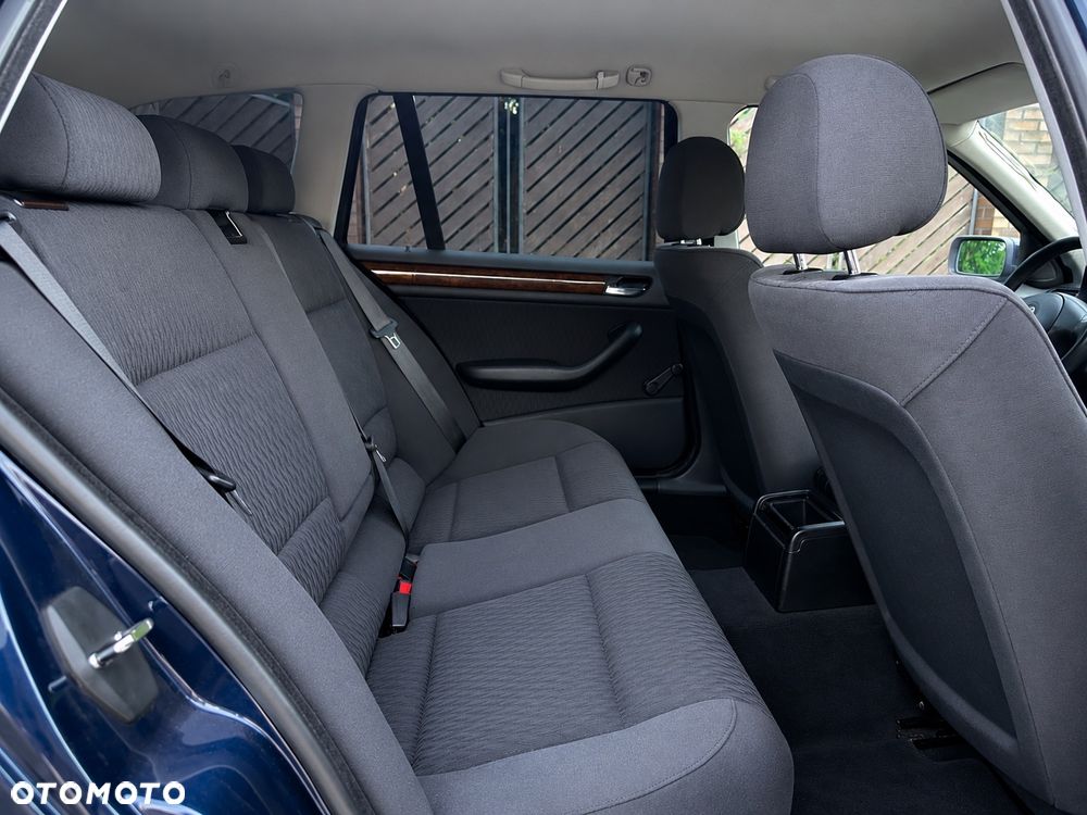 BMW Seria 3 - 16