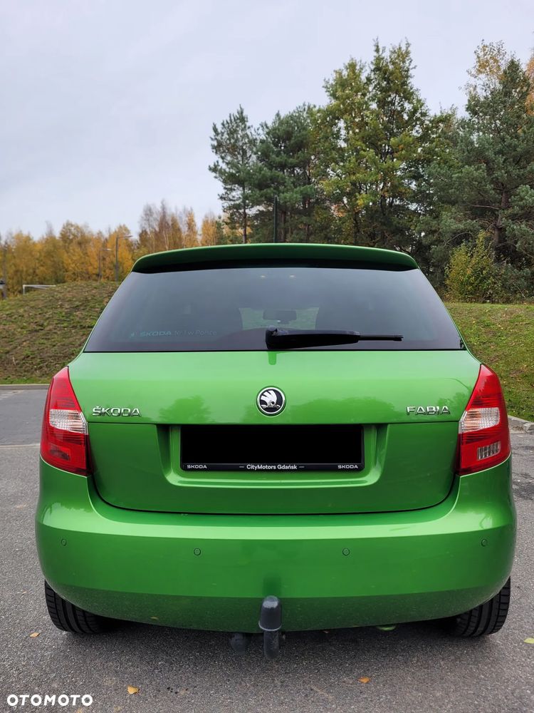 Skoda Fabia 2014 photo 4