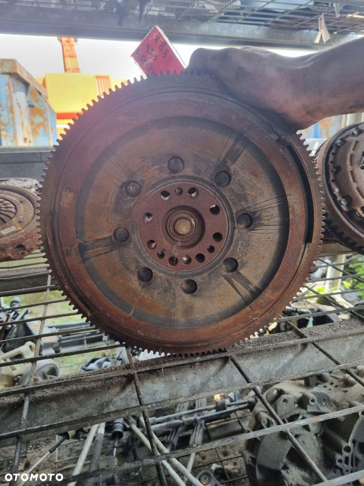 MERCEDES 124 84-96 r 1,8 B  SPRZĘGŁO KOMPLET DWUMASA + - 6