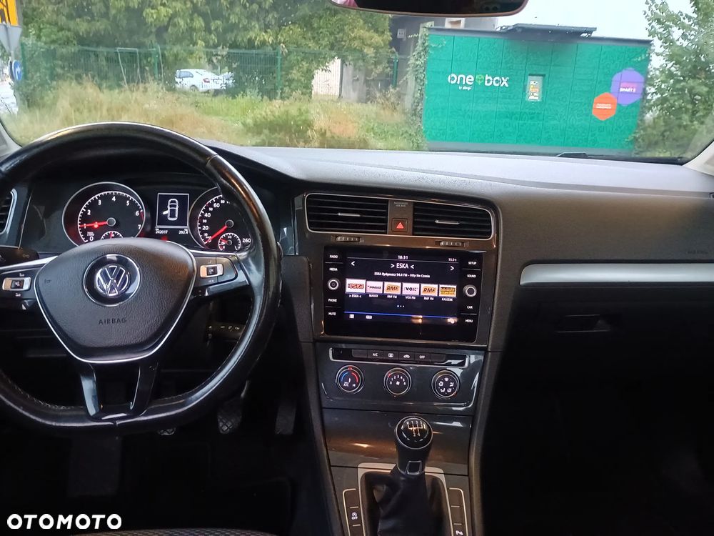 Volkswagen Golf 1.0 TSI - 3